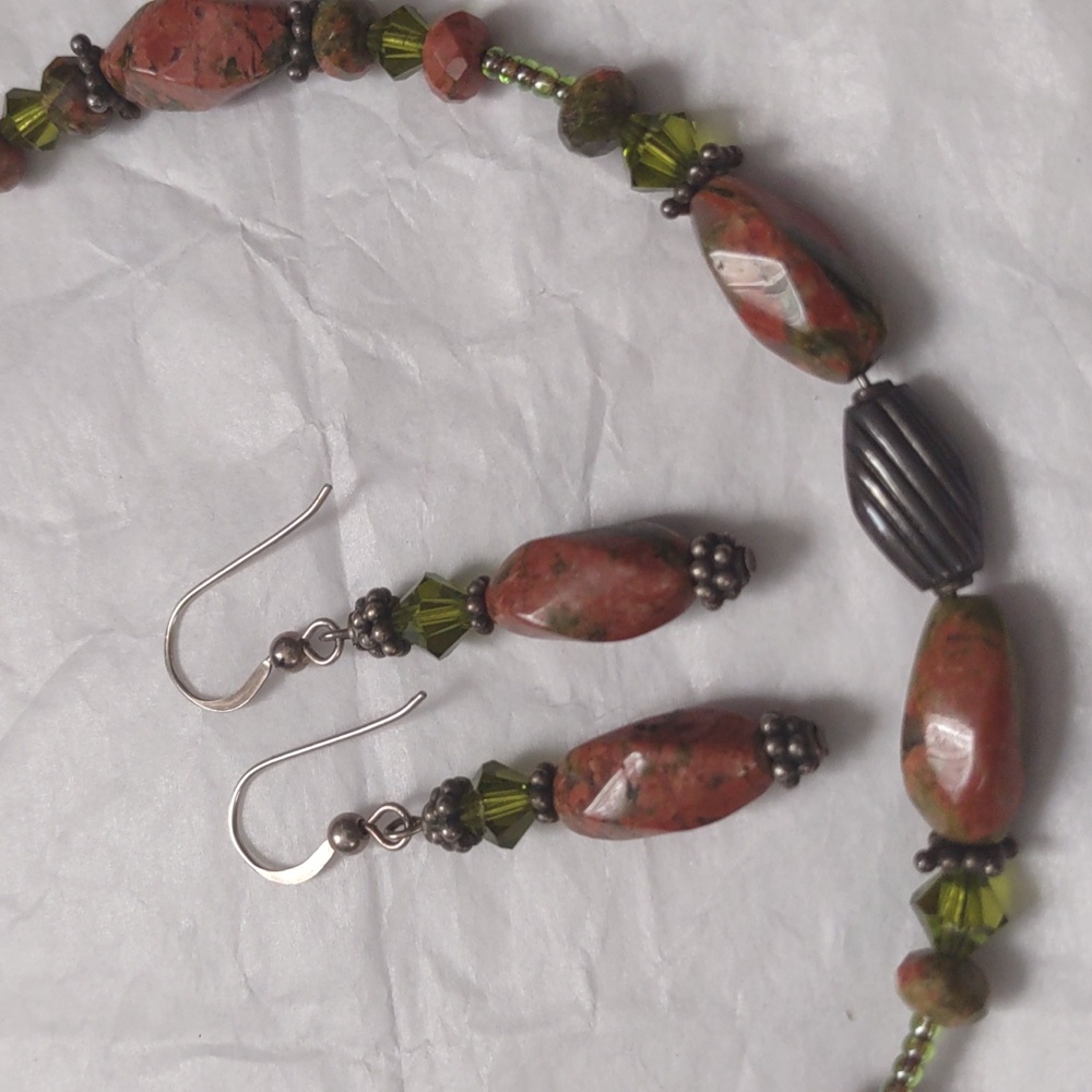Handmade Chocker necklace & earrings - natural stones, beads and metal accents